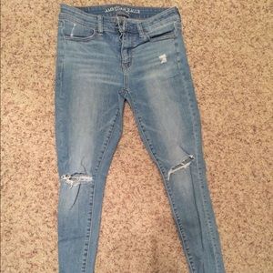 WOMENS AMERICAN EAGLE JEANS SIZE 6 SHORT